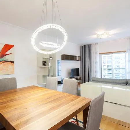 Daire Luxury Maia - Parque Das Nacoes *